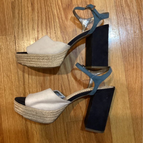 Circus by Sam Edelman Women's Blue and White Platform Sandals - Picture 4 of 5